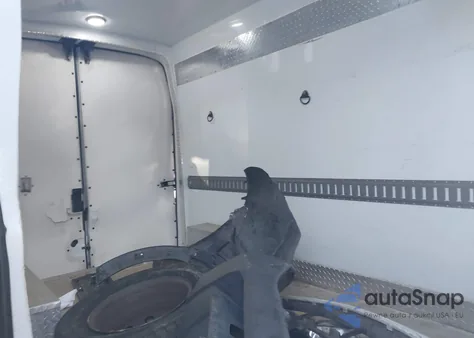 2019 Ford Transit-250 из США, поврежденный, VIN 1FTYR2XM9KKA33812